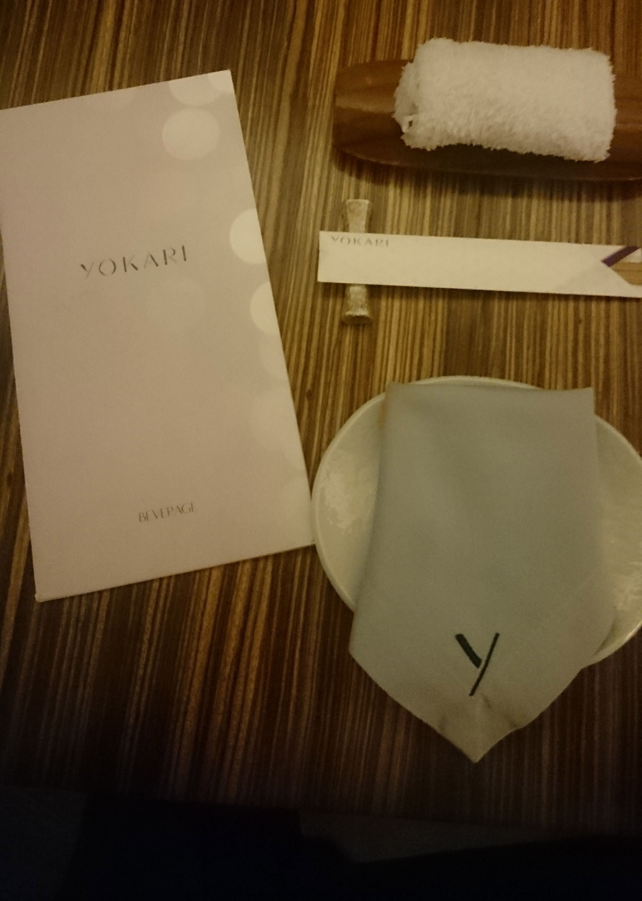 Place setting at Yokari, Riyadh