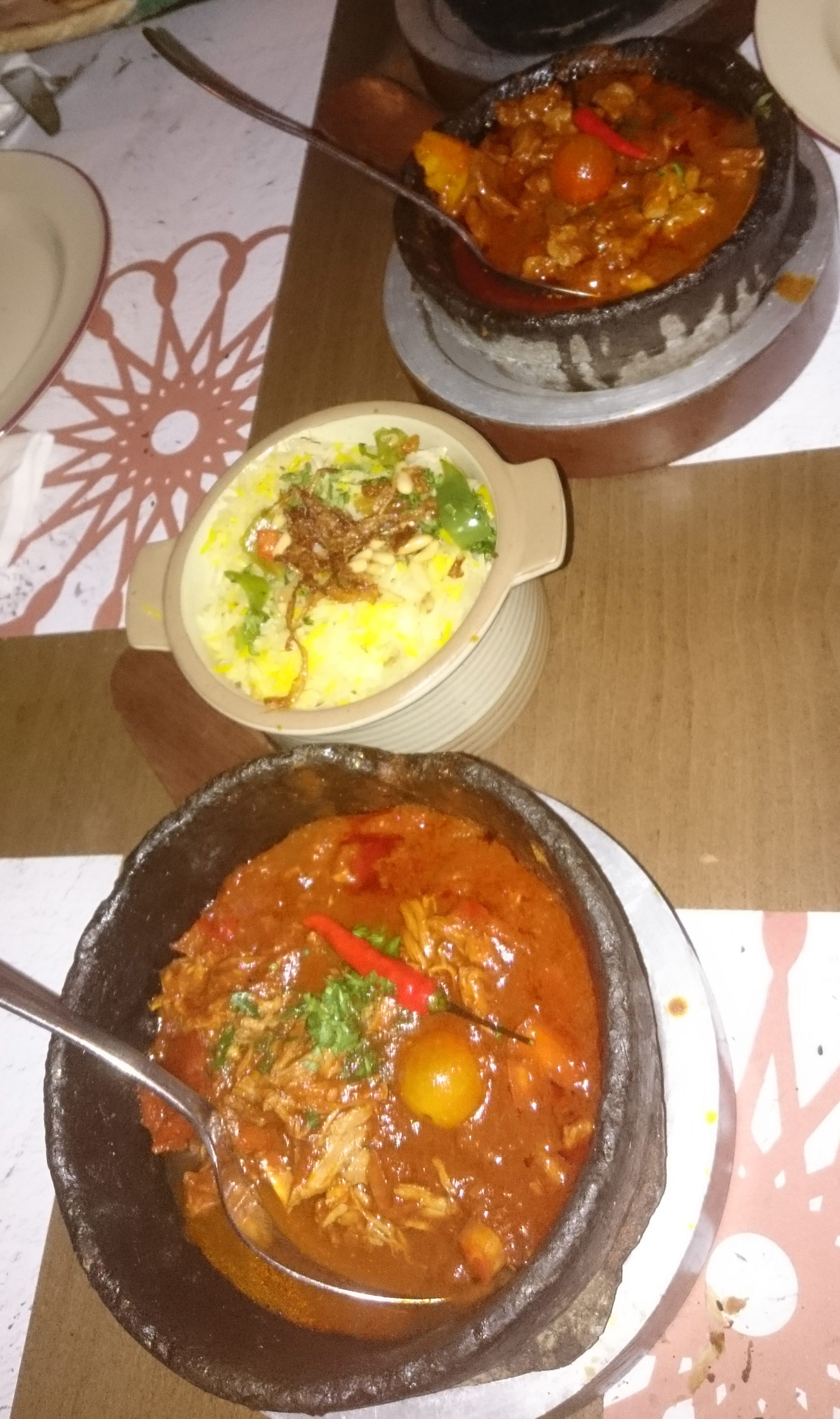 Speciality stone pot dishes at Bab Al Yemen, Riyadh