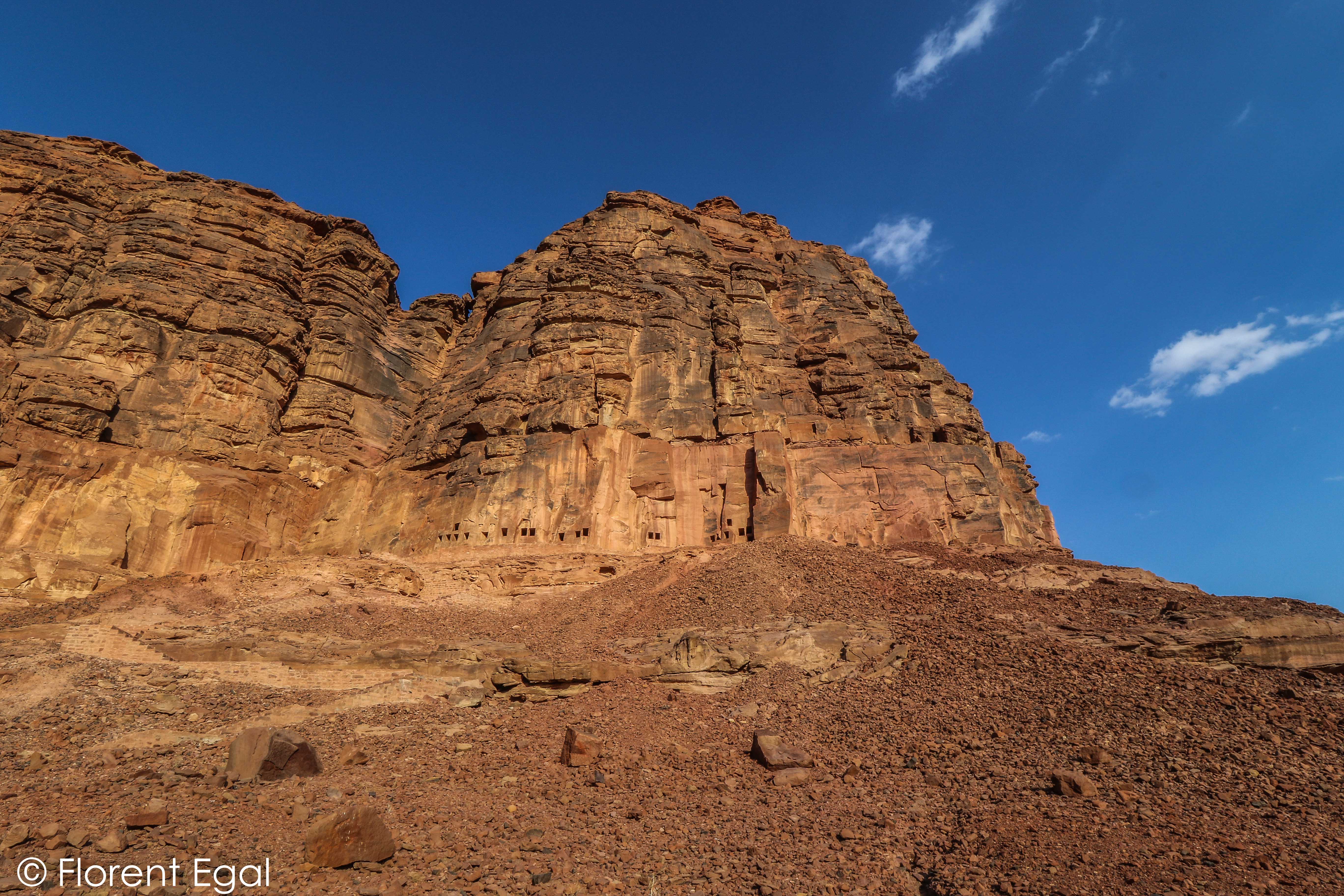 Lions Tombs of Dedan from the wadi (photo: Florent Egal)